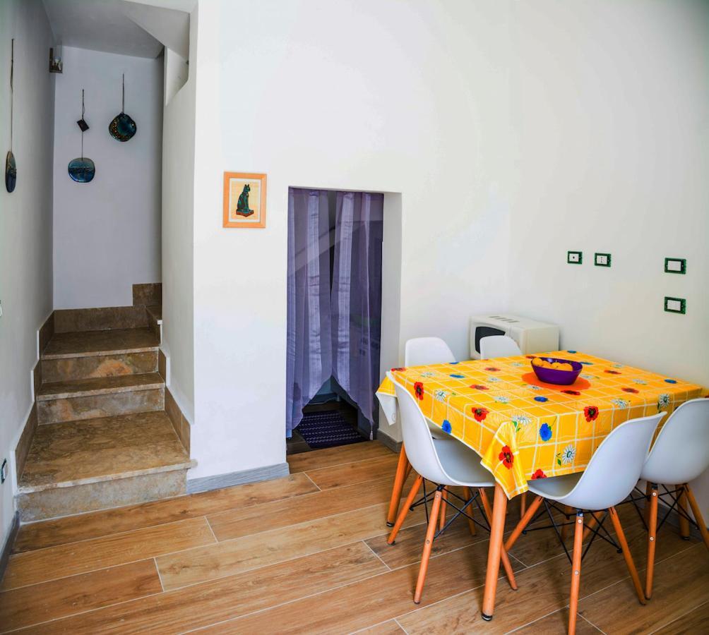 La Casa Di Penelope B&B E Noleggio Bici Elettriche Ispica Εξωτερικό φωτογραφία